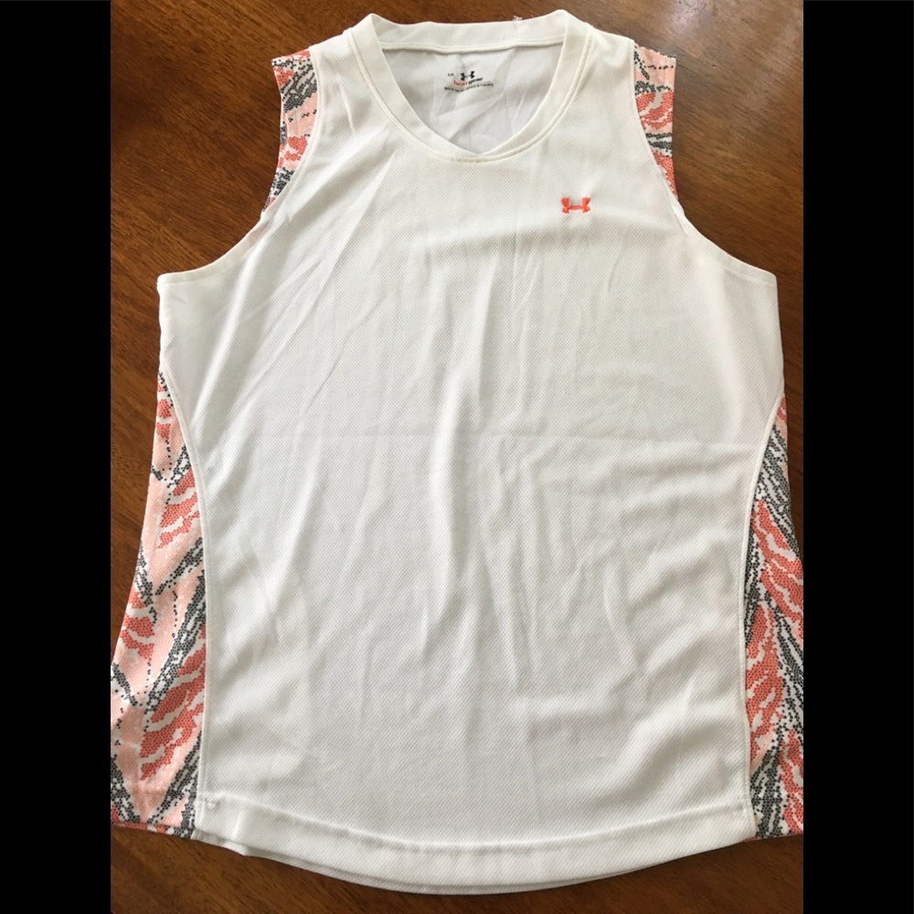 ✨🏃‍♀️NWOT Under Armour Tank🏃‍♀️✨